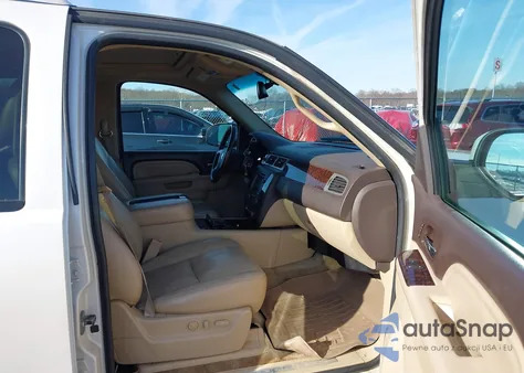 2011 GMC Yukon Denali из США, поврежденный, VIN 1GKS2EEF2BR165547